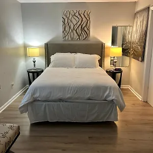 Homestay 3 Bliss Hideaway's, Virginia Beach